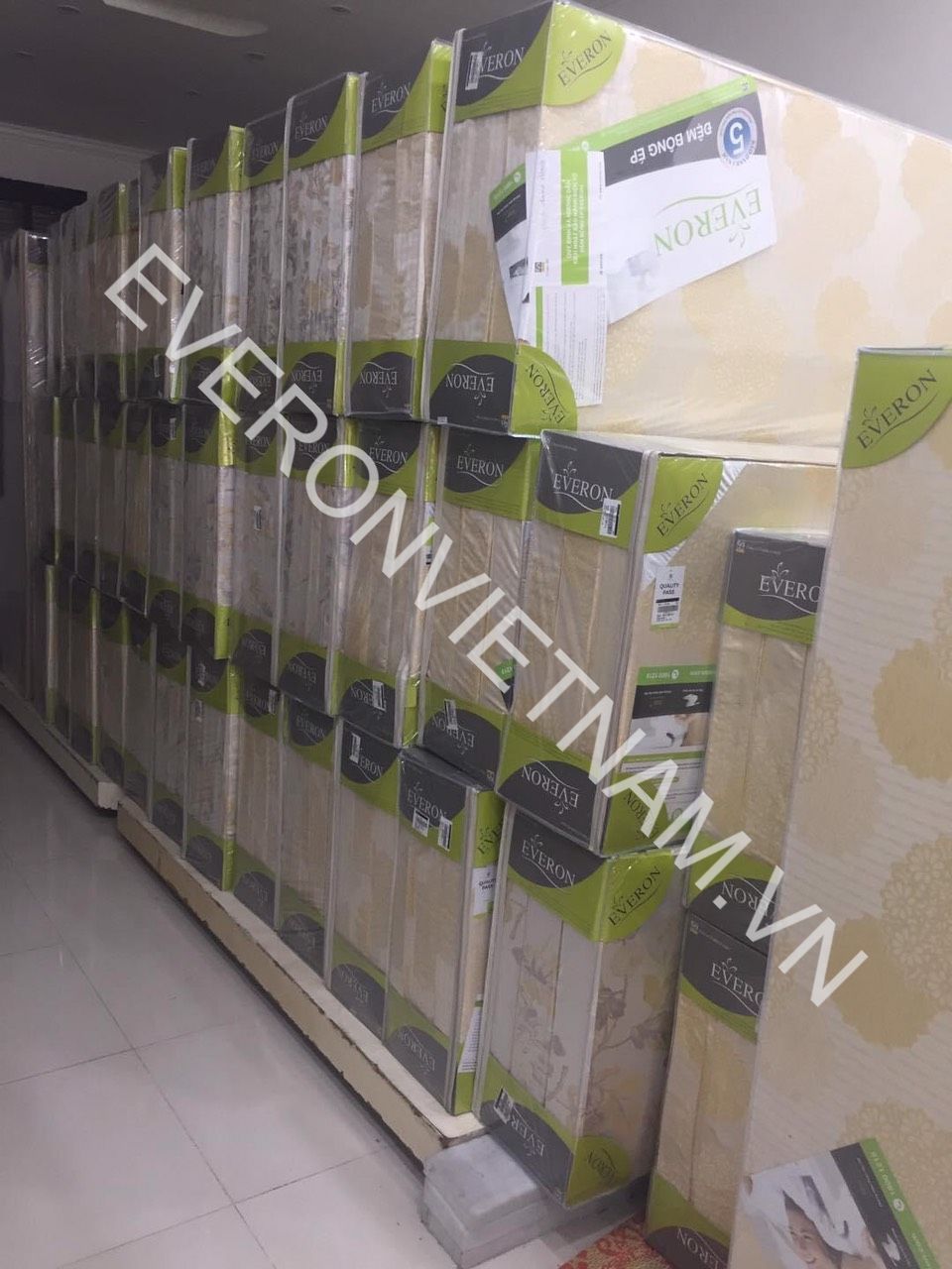 Đệm bông ép EVERON